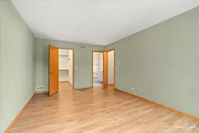 920 Fairfax Court, Elgin, IL 60120 - Photo 13