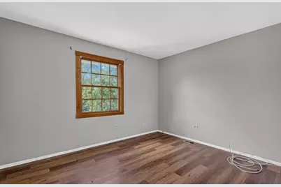 815 Blackhawk Drive, University Park, IL 60484 - Photo 13