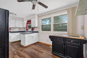815 Blackhawk Dr, University Park, IL 60484 - Photo 5