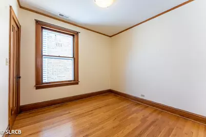 5325 W Montrose Avenue #2, Chicago, IL 60641 - Photo 13