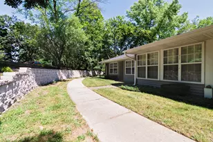 7108 Lexington Ln, Fox Lake, IL 60020 - Photo 17