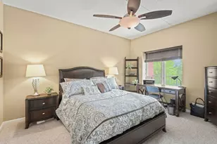 855 E 22nd St, Lombard, IL 60148 - Photo 9