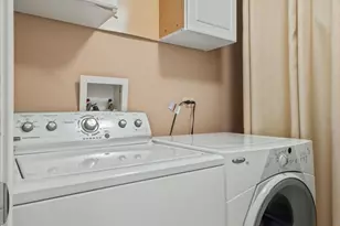 855 E 22nd St, Lombard, IL 60148 - Photo 13