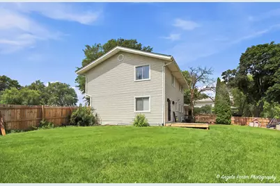 430 Shagbark Lane, Lindenhurst, IL 60046 - Photo 37
