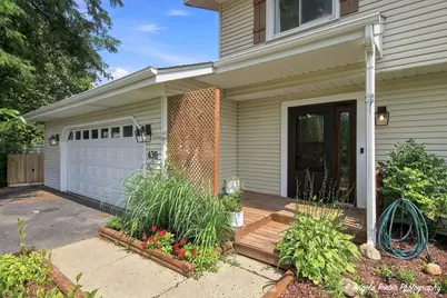 430 Shagbark Lane, Lindenhurst, IL 60046 - Photo 3