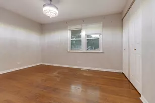 12109 S Indiana Ave, Chicago, IL 60628 - Photo 13