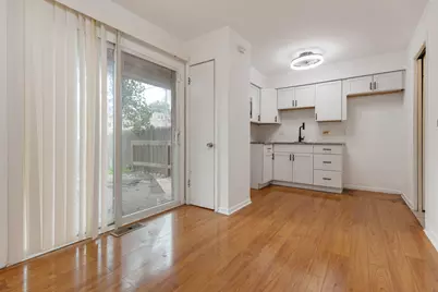 12109 S Indiana Avenue, Chicago, IL 60628 - Photo 7