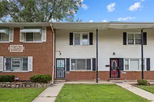 12109 S Indiana Ave, Chicago, IL 60628 - Photo 1