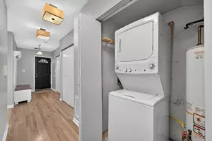 1629 N Clybourn Ave, Chicago, IL 60614 - Photo 17