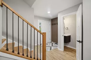 510 S Annandale Dr, Lake in the Hills, IL 60156 - Photo 3