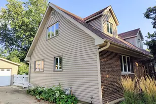 1937 Nottingham Ln, Wheaton, IL 60189 - Photo 5