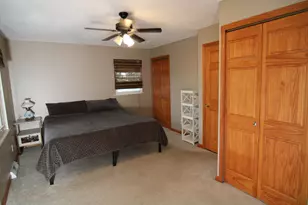 212 Valleyview Dr, Orangeville, IL 61060 - Photo 13