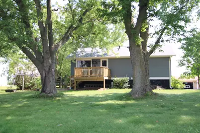 212 Valley View Drive, Orangeville, IL 61060 - Photo 3