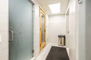 545 N Dearborn St, Chicago, IL 60654 - Photo 71