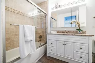 545 N Dearborn St, Chicago, IL 60654 - Photo 25