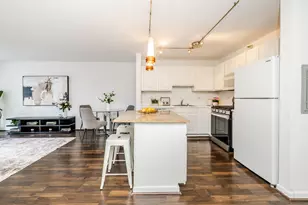 545 N Dearborn St, Chicago, IL 60654 - Photo 23