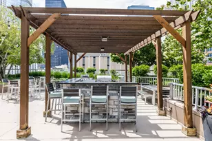 545 N Dearborn St, Chicago, IL 60654 - Photo 83
