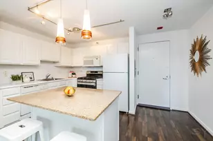 545 N Dearborn St, Chicago, IL 60654 - Photo 21