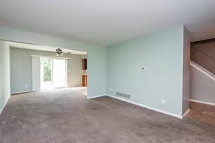 10 Briarcliff Ct, Bourbonnais, IL 60914 - Photo 5