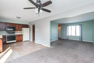10 Briarcliff Ct, Bourbonnais, IL 60914 - Photo 7