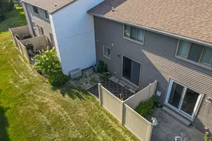 10 Briarcliff Ct, Bourbonnais, IL 60914 - Photo 23