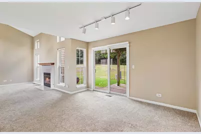 17116 W Cunningham Court, Libertyville, IL 60048 - Photo 9