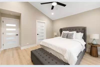 5901 W Erie Street, Chicago, IL 60644 - Photo 11
