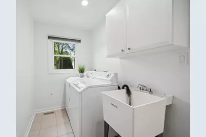 809 W Kingsley Drive, Arlington Heights, IL 60004 - Photo 13