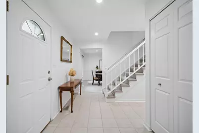 809 W Kingsley Drive, Arlington Heights, IL 60004 - Photo 3