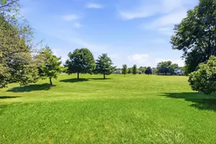 635 N Brookdale Dr, Schaumburg, IL 60194 - Photo 15