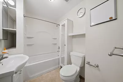 2240 Highland Avenue, Berwyn, IL 60402 - Photo 5