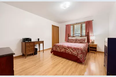 14241 S Mackinaw Avenue, Burnham, IL 60633 - Photo 9