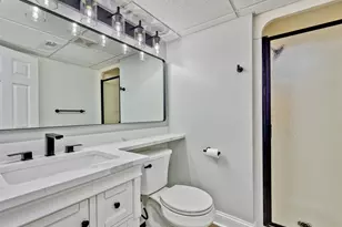 3849 N Parkway Dr, Northbrook, IL 60062 - Photo 13