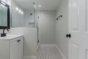 9207 S Greenwood Ave, Chicago, IL 60619 - Photo 31