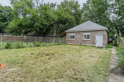 9207 S Greenwood Avenue, Chicago, IL 60619 - Photo 7