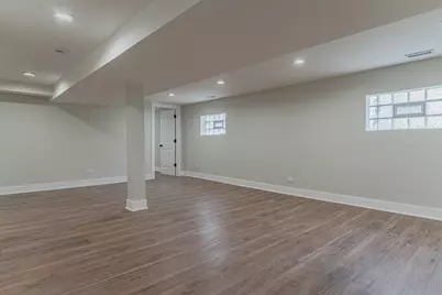 9207 S Greenwood Avenue, Chicago, IL 60619 - Photo 25