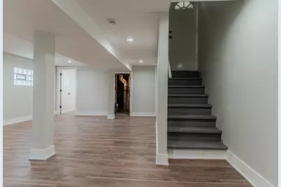 9207 S Greenwood Avenue, Chicago, IL 60619 - Photo 23