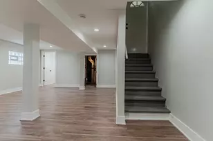 9207 S Greenwood Ave, Chicago, IL 60619 - Photo 23