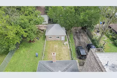 9207 S Greenwood Avenue, Chicago, IL 60619 - Photo 5