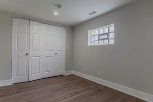 9207 S Greenwood Ave, Chicago, IL 60619 - Photo 29