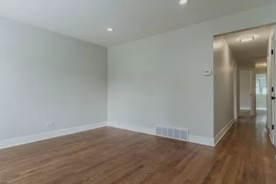 9207 S Greenwood Avenue, Chicago, IL 60619 - Photo 11
