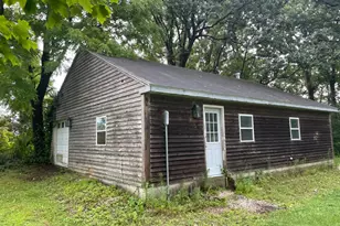 40W003 Russell Rd, Elgin, IL 60124 - Photo 3