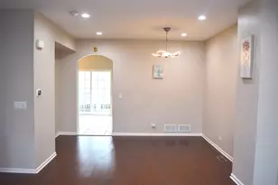 1260 Evergreen Ave, Des Plaines, IL 60016 - Photo 5