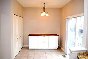 1260 Evergreen Ave, Des Plaines, IL 60016 - Photo 11