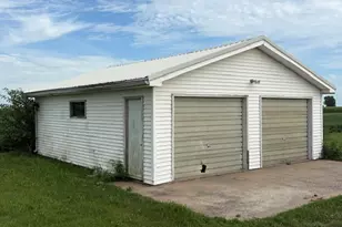 2295 170th Ave, Reynolds, IL 61279 - Photo 5