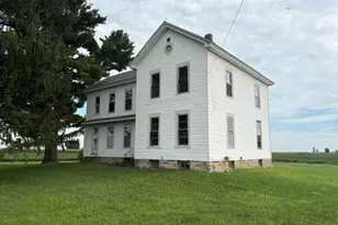 2295 170th Ave, Reynolds, IL 61279 - Photo 3