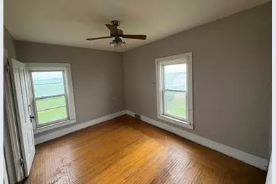 2295 170th Avenue, Reynolds, IL 61279 - Photo 15