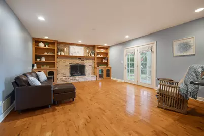 110 Bay Road, McHenry, IL 60051 - Photo 9