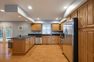 110 Bay Rd, McHenry, IL 60051 - Photo 5