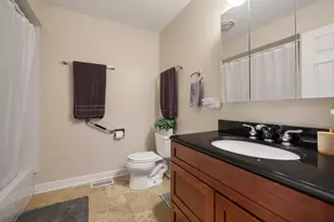 110 Bay Rd, McHenry, IL 60051 - Photo 15